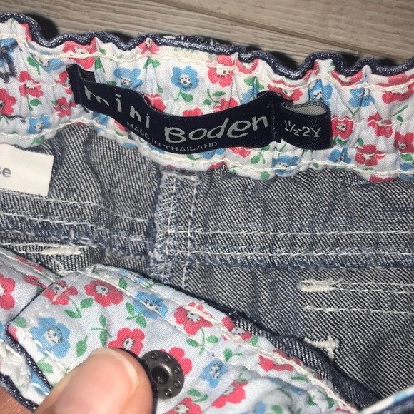 Mini Boden Capri jeans 1 1/2-2 years like new - Picture 4 of 4